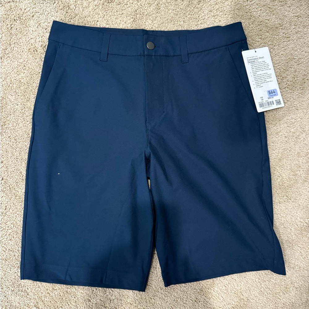 Lululemon Athletica commission Navy Flat Front Shorts